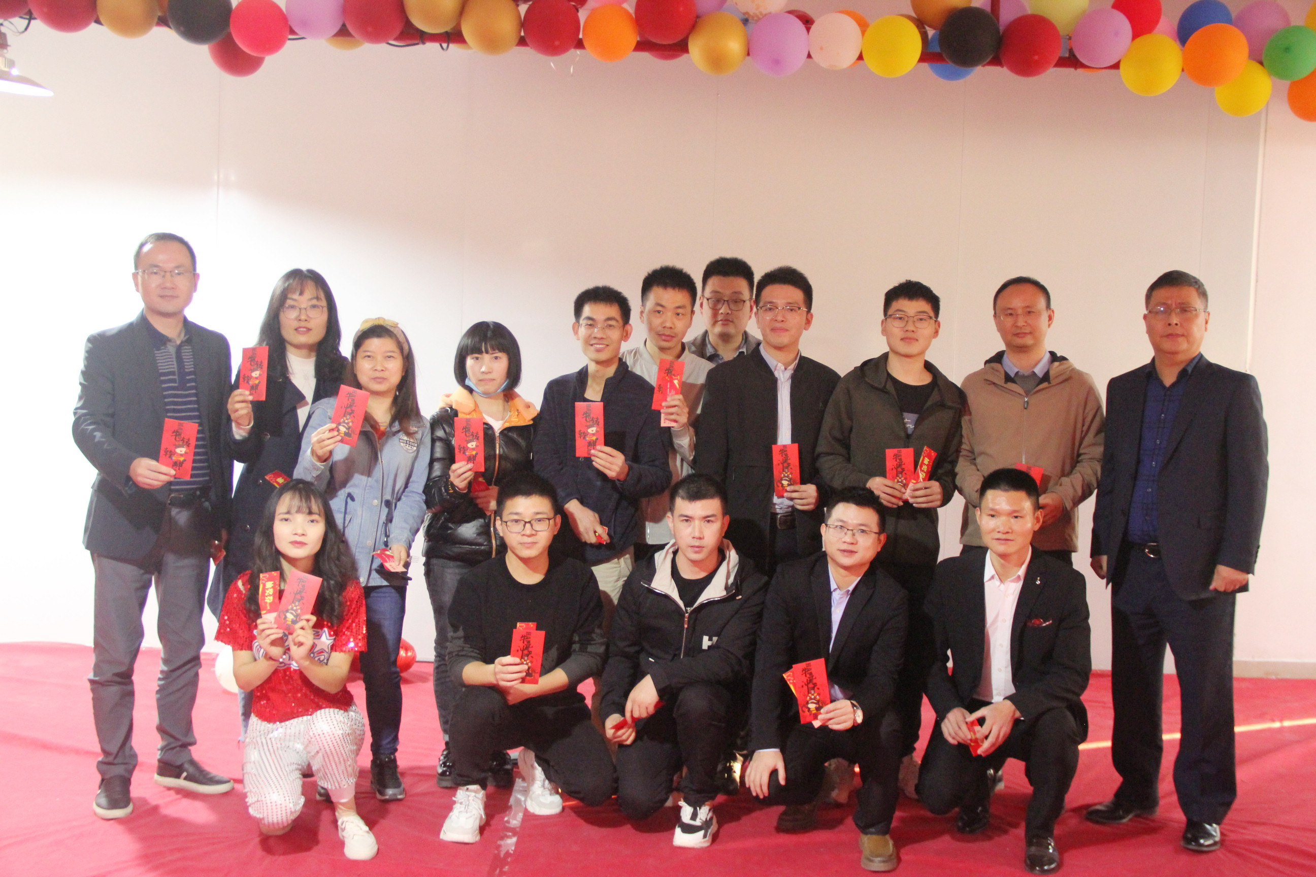 新起点，扬帆起航！热烈祝贺腾博会2020年年度总结表彰大会成功举办！